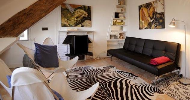 Paris Latest Hot Deals!