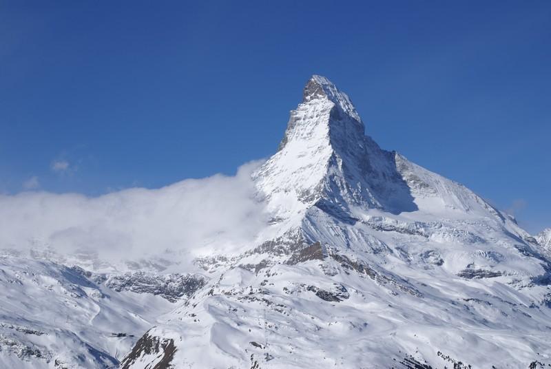 Zermatt Avalanche Update - Avalanche Disrupts Transport Links to Zermatt Zermatt Avalanche Update - Avalanche Disrupts Transport Links to Zermatt