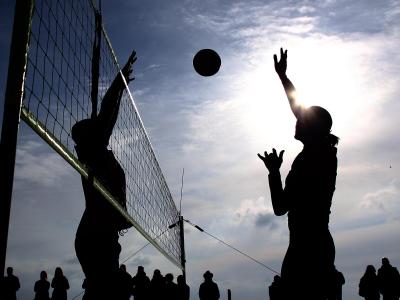 Beach Fun In Sun Comes To London - Londoners will soon be able to lounge in the sand without having to set foot outside the capital. Beach Fun In Sun Comes To London - Londoners will soon be able to lounge in the sand without having to set foot outside the capital.