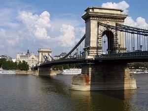 Chain Bridge - Bringing Budapest Together Chain Bridge