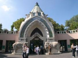 Budapest Zoo and Botanical Gardens - Fun for the Whole Family Budapest Zoo and Botanical Gardens
